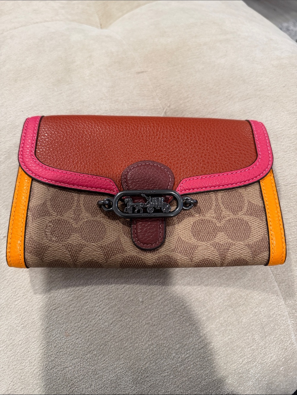 Coach Women's Chain Crossbody in Signature Canvas Tan/Redwood NWT